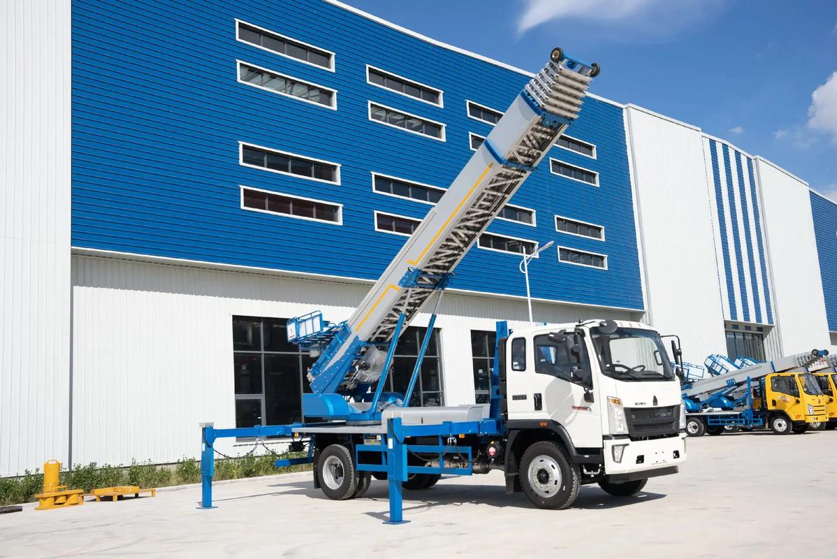 沈丘小型云梯车上料车租赁多少钱