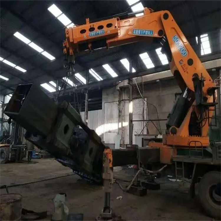 沈丘130吨折臂吊车出租吊机租赁附近电话